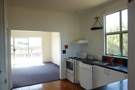Photo of property in 21 Middlesex Street, Patea, 4520