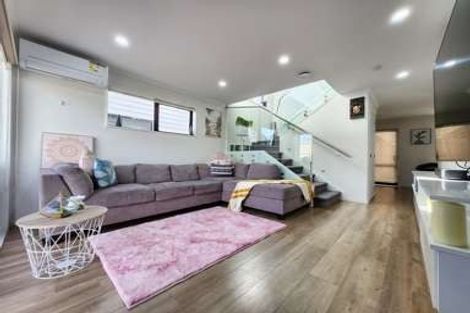 Photo of property in 6c Christmas Road, Manurewa, Auckland, 2102