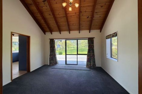 Photo of property in 175 Redoubt Road, Flat Bush, Auckland, 2019