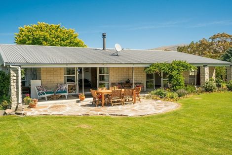 Photo of property in 6 Hall Road, Bannockburn, Cromwell, 9384