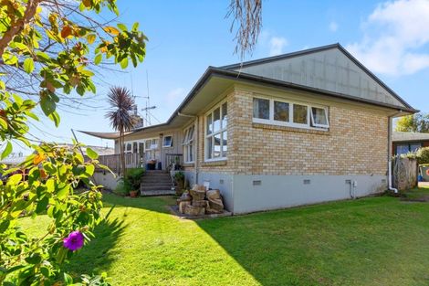 Photo of property in 15 Gisborne Road, Te Puke, 3119