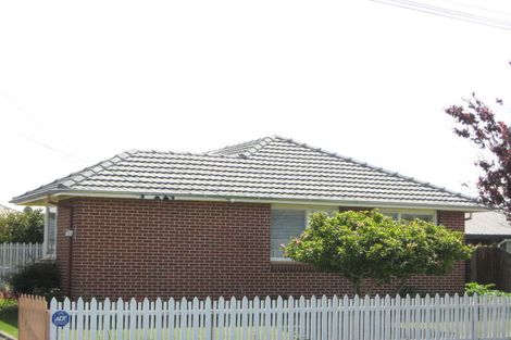 Photo of property in 37 Norrie Street, Redwood, Christchurch, 8051