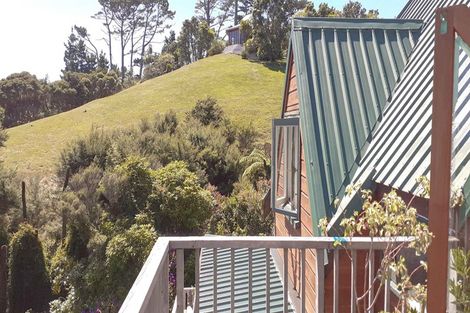 Photo of property in 122 Lone Kauri Road, Karekare, New Lynn, 0772