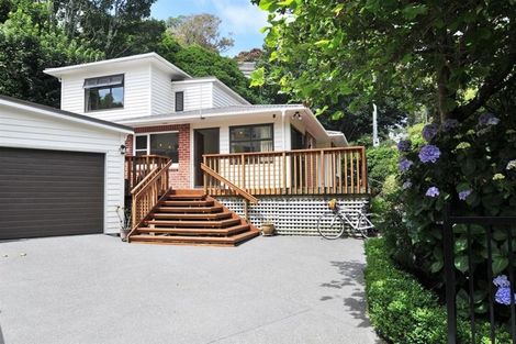 Photo of property in 163 Glenmore Street, Kelburn, Wellington, 6012