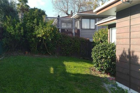 Photo of property in 1/6 Colum Place, Bucklands Beach, Auckland, 2014