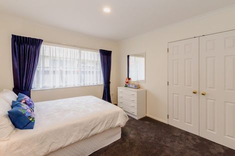 Photo of property in 70 Milne Drive, Paraparaumu, 5032