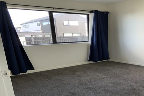 Photo of property in 4 Joseph Kokich Avenue, Swanson, Auckland, 0614