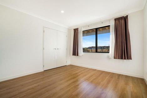 Photo of property in 6 Resolution Drive, Gulf Harbour, Whangaparaoa, 0930
