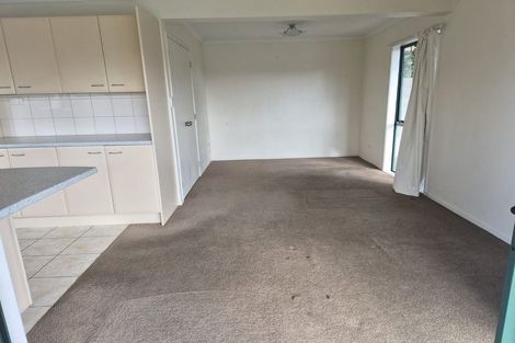 Photo of property in 106a Awaruku Road, Torbay, Auckland, 0630