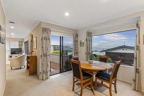 Photo of property in 2/28 Mark Edward Drive, Half Moon Bay, Auckland, 2012