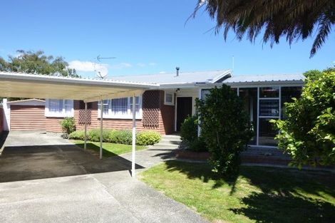 Photo of property in 2 Matuku Street, Heretaunga, Upper Hutt, 5018