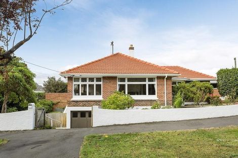 Photo of property in 2 Wycolla Avenue, Saint Clair, Dunedin, 9012