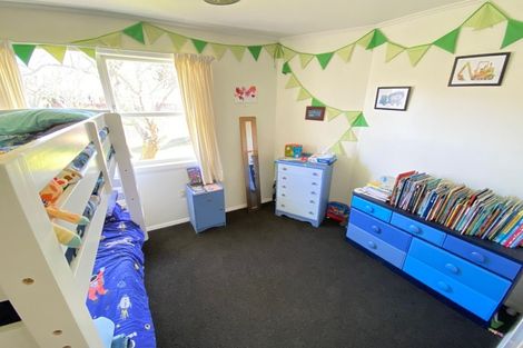 Photo of property in 22 Pulham Crescent, Queenwood, Hamilton, 3210