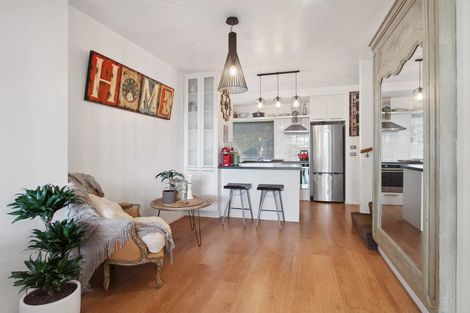 Photo of property in 24 Haven Drive, East Tamaki, Auckland, 2013