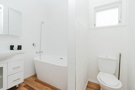 Photo of property in 21 Jeanette Street, Glenview, Hamilton, 3206