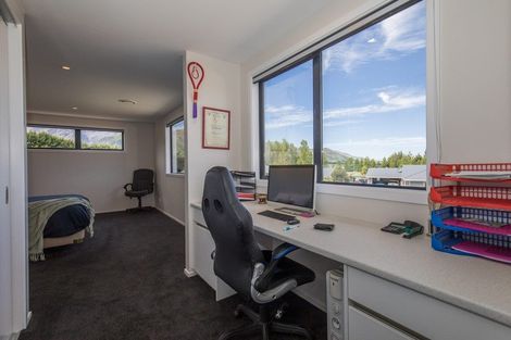 Photo of property in 14 Charles Court, Lake Hawea, Wanaka, 9382