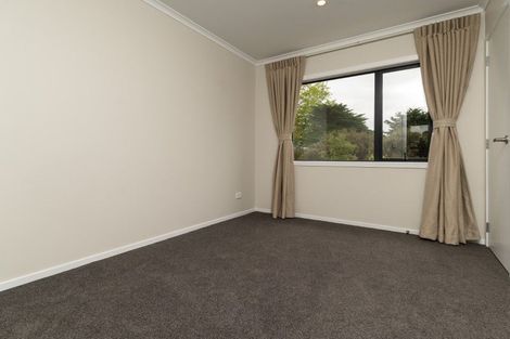 Photo of property in 2/125b Metcalfe Road, Ranui, Auckland, 0612