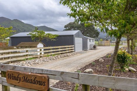 Photo of property in 17 Algies Road, Tauwharenikau, Featherston, 5773