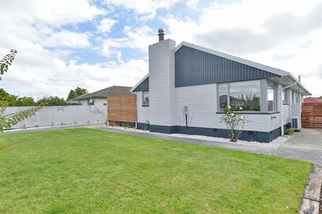 Photo of property in 25 Dunstan Crescent, Hornby, Christchurch, 8042
