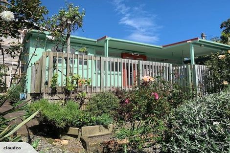 Photo of property in 15a Joan Street, Point Chevalier, Auckland, 1022