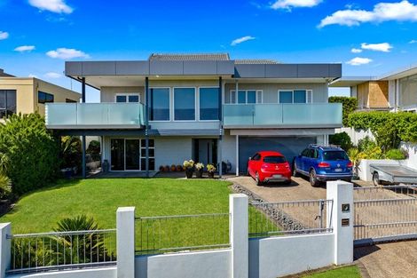 Photo of property in 14 Icarus Place, Half Moon Bay, Auckland, 2012