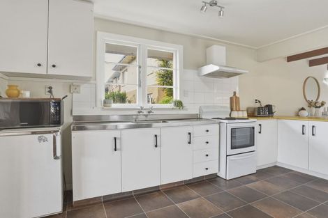 Photo of property in 4 Riselaw Road, Calton Hill, Dunedin, 9012