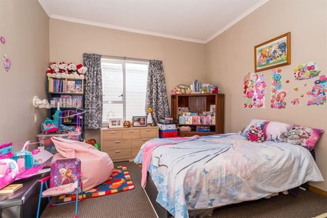 Photo of property in 21 Dick Street, South Dunedin, Dunedin, 9012