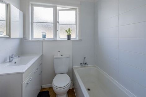 Photo of property in 53 Kings Drive, Levin, 5510