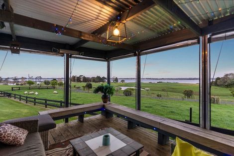 Photo of property in 96 Westhead Road, Pollok, Waiuku, 2683