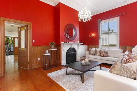 Photo of property in 60 Princes Street, Northcote Point, Auckland, 0627