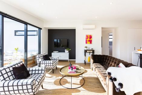 Photo of property in 37 Roys Street, Marshland, Christchurch, 8083