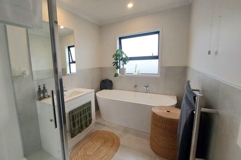 Photo of property in 12 Lily Way, Pyes Pa, Tauranga, 3112