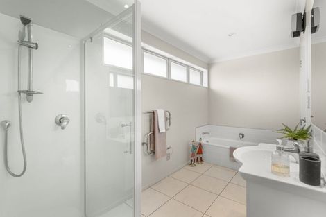 Photo of property in 17 Longspur Avenue, Wigram, Christchurch, 8025