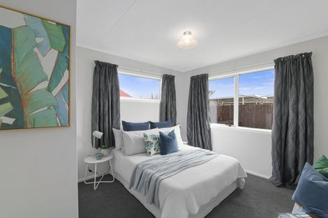 Photo of property in 112 Ryder Crescent, Levin, 5510