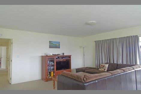 Photo of property in 15 Orchard Road, Browns Bay, Auckland, 0630