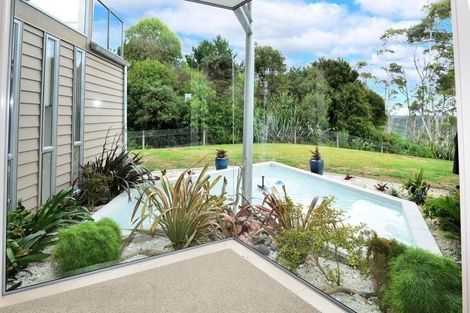 Photo of property in 137 Wade River Road, Wade Heads, Whangaparaoa, 0932