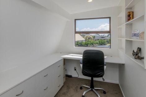 Photo of property in 6b Whitmore Grove, Waikanae Beach, Waikanae, 5036