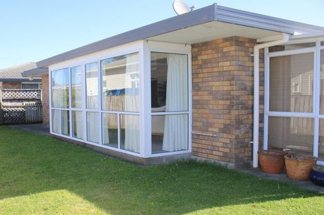 Photo of property in 2/39 Sackville Street, Fitzroy, New Plymouth, 4312