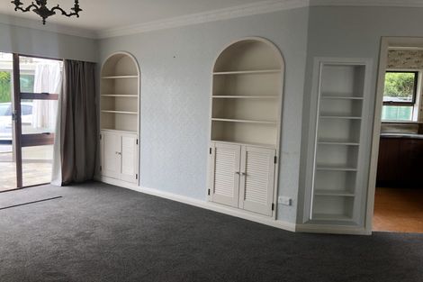 Photo of property in 1 Bambery Court, Palmerston North, 4414