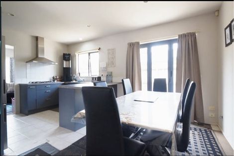 Photo of property in 8 Matuhi Grove, Papatoetoe, Auckland, 2025