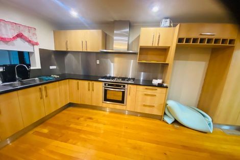 Photo of property in 65 Divich Avenue, Te Atatu South, Auckland, 0610