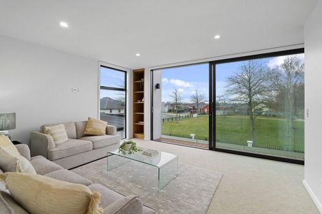 Photo of property in 15 Pembrook Close, Rangiora, 7400