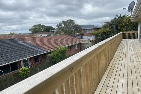 Photo of property in 50 View Road, Henderson, Auckland, 0612