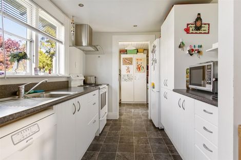 Photo of property in 10 Herbert Street, Waimate, 7924