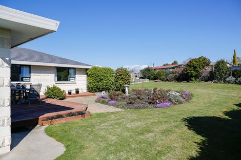 Photo of property in 15 Gordon Street, Weston, Oamaru, 9401