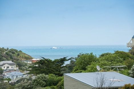 Photo of property in 37 Hudson Street, Island Bay, Wellington, 6023