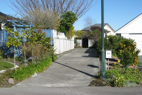 Photo of property in 5a Kingsgate Row, Havelock North, 4130