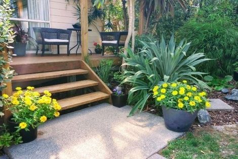 Photo of property in 1/4 Knott Road, Stanmore Bay, Whangaparaoa, 0932