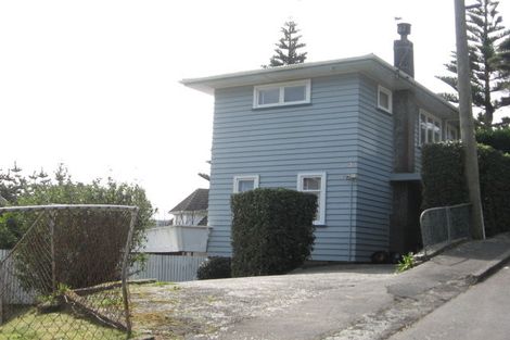 Photo of property in 3 Grenfell Drive, Karori, Wellington, 6012