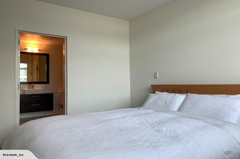 Photo of property in Chews Lane Apartments, 8g/9 Chews Lane, Wellington Central, Wellington, 6011